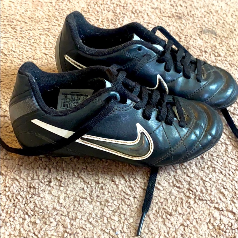 Nike toddler cleats